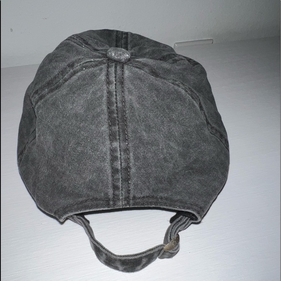 Rae Dunn “Be Kind” Baseball Hat - Picture 5 of 5